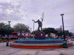 Guía completa de Casa Grande, Trujillo: cómo llegar, qué visitar, historia azucarera del valle Chicama y turismo arqueológico en La Libertad, Perú.