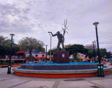 Guía completa de Casa Grande, Trujillo: cómo llegar, qué visitar, historia azucarera del valle Chicama y turismo arqueológico en La Libertad, Perú.