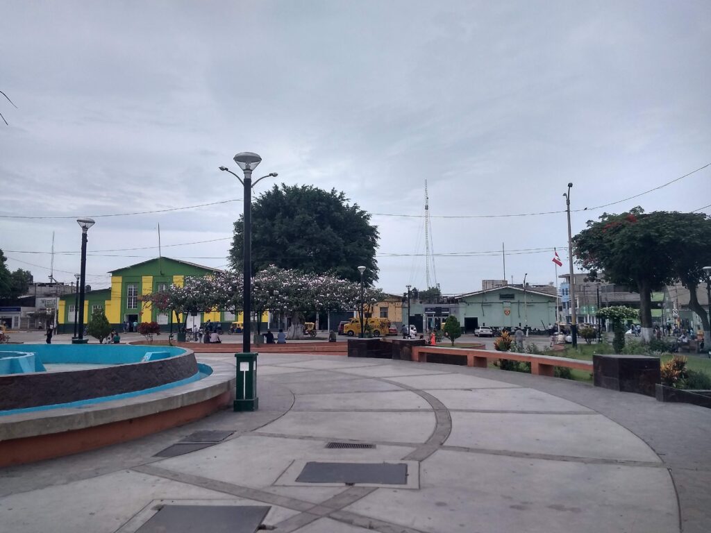 Plaza de armas del Distrito de Casa Grande, 2019.